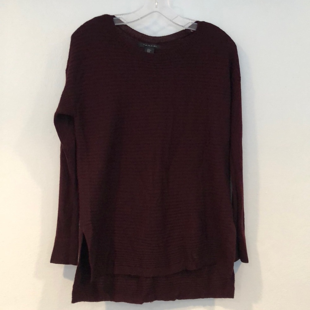 TAHARI Burgundy Light Knit Button Back Sweater M